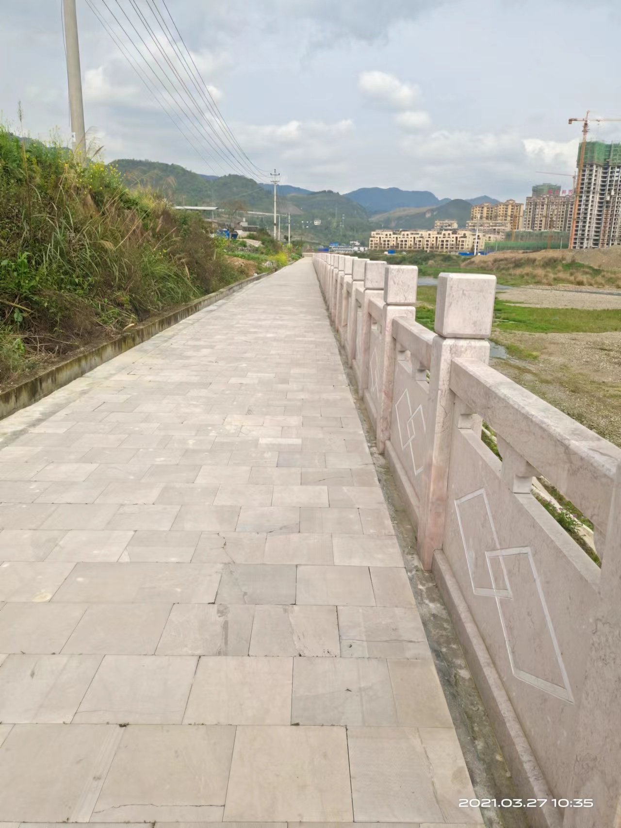 石阡县龙川河中坝至大沙坝段职中防洪工程（二期） 案例图片 3