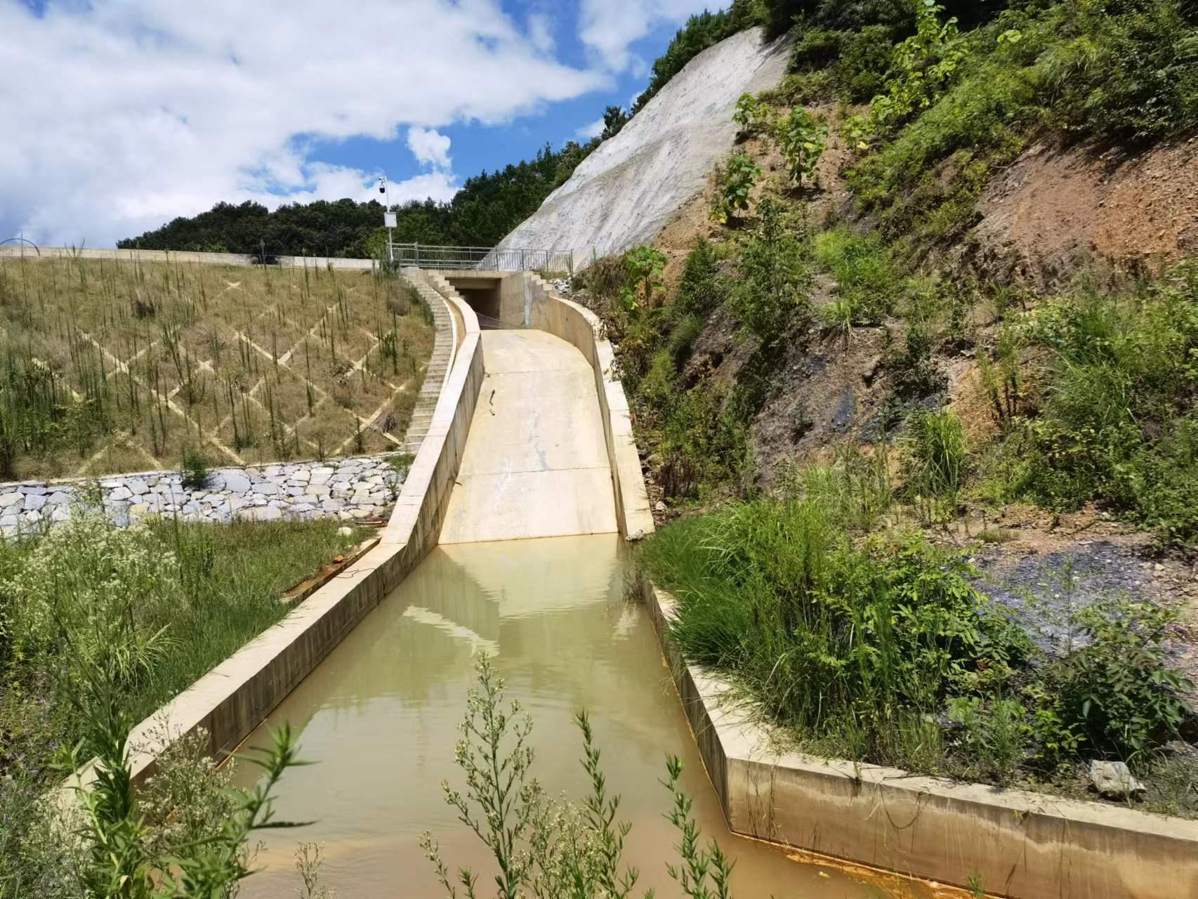 花溪区挖煤冲水库扩建工程 案例图片 4