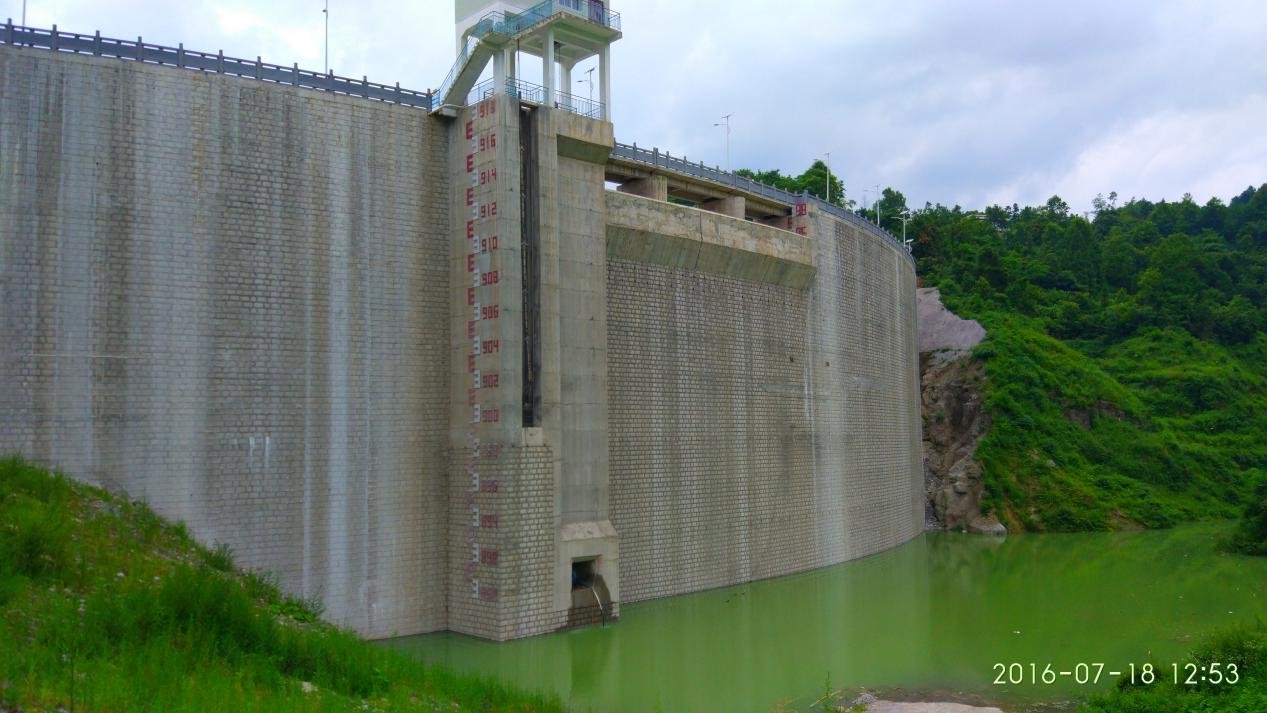 凤岗响滩子水库工程 案例图片 3