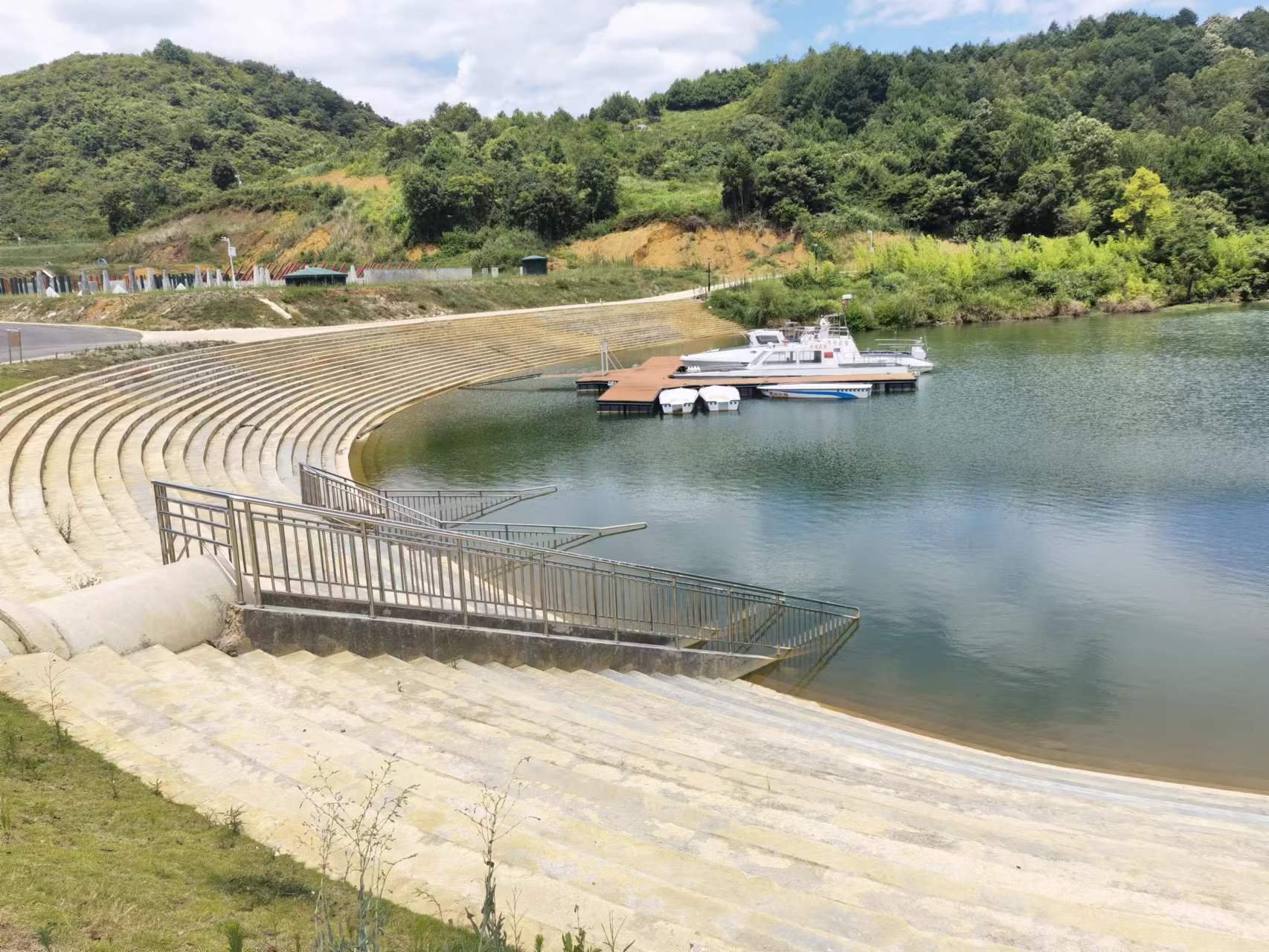 花溪区挖煤冲水库扩建工程 案例图片 5